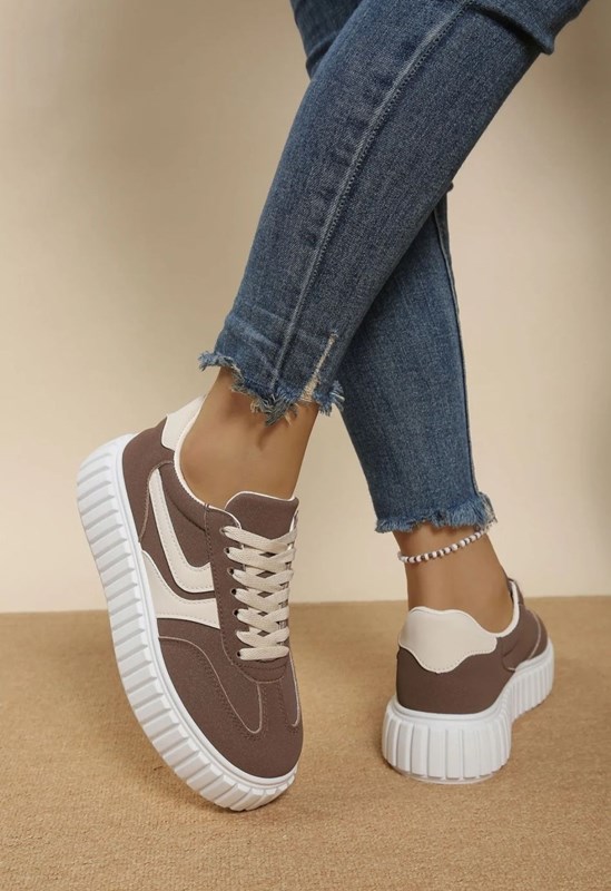 Baskets Chanel