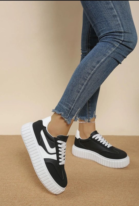 Baskets Chanel